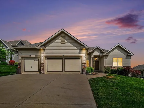 9409 N Wayne Ct, Kansas City, MO 64155