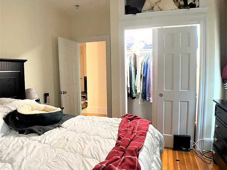 7 Brown Ter #1R — Photo 8