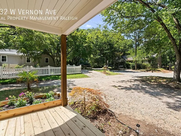132 W Vernon Ave — Photo 26