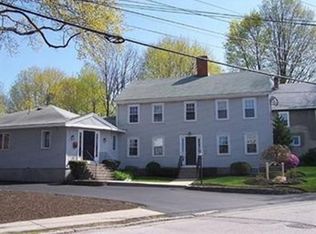10 Crescent St UNIT 2, Wakefield, MA 01880