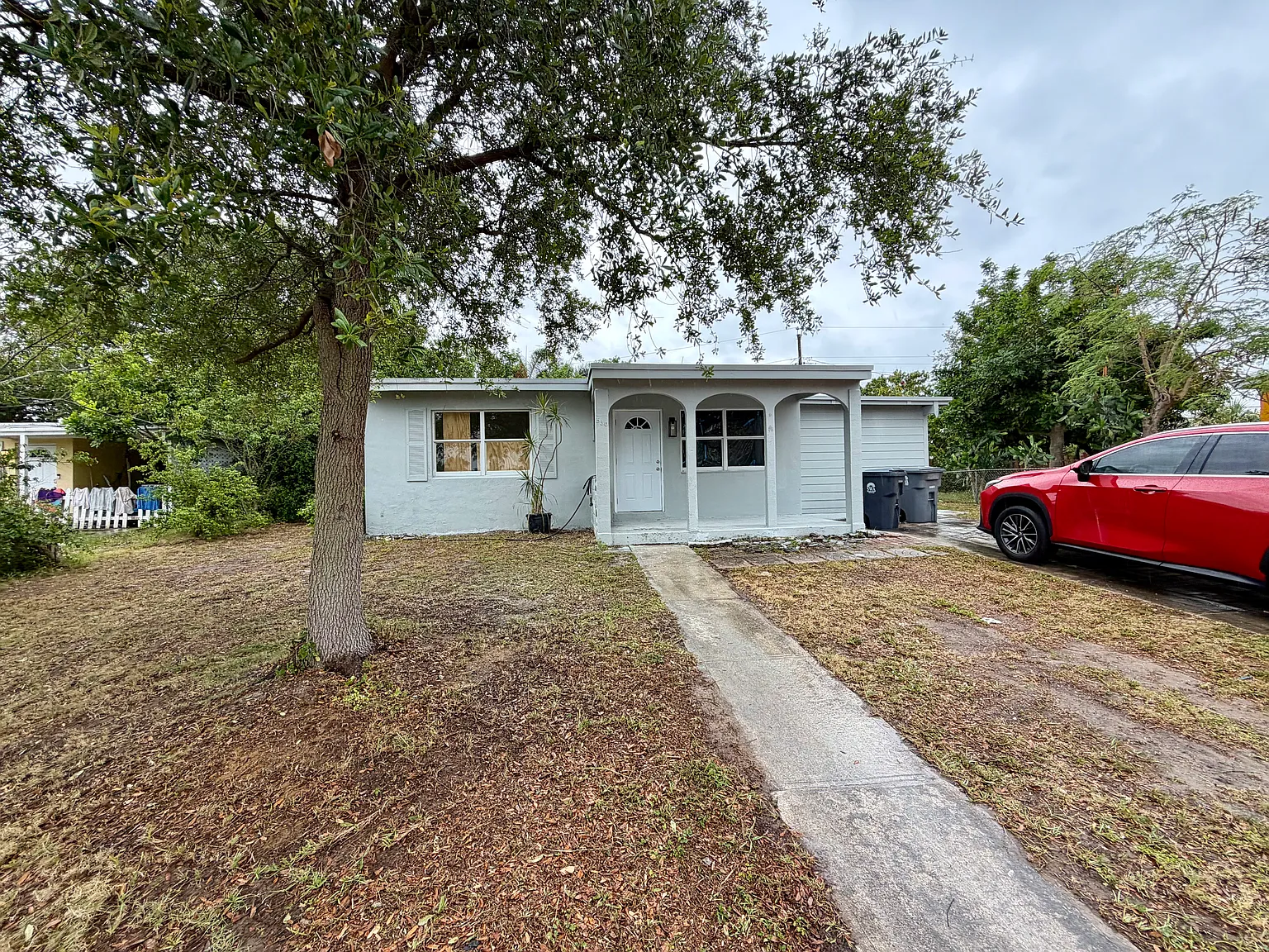 3 bed, 1200 sqft, $2,500 — Photo 3