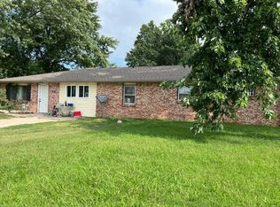 421 & 512 S Thompson Randell, Mountain Grove, MO 65711