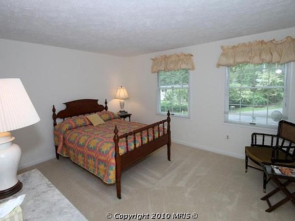 4th image of 8423 Hayden Ln