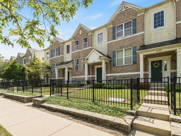 1737 Maple Ave, Hanover Park, IL 60133