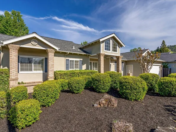1903 Emerald Drive, Calistoga, CA 94515