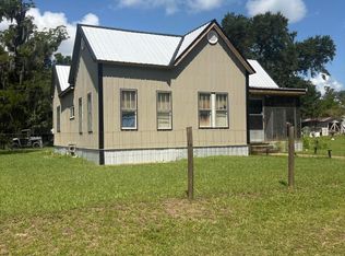 1227 Blackmon Rd, Alford, FL 32420