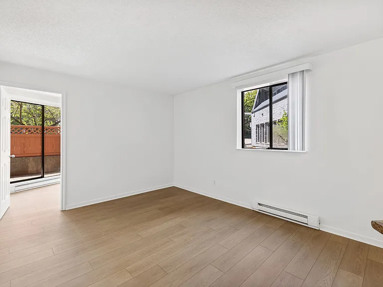 1045 Haro St — Photo 63
