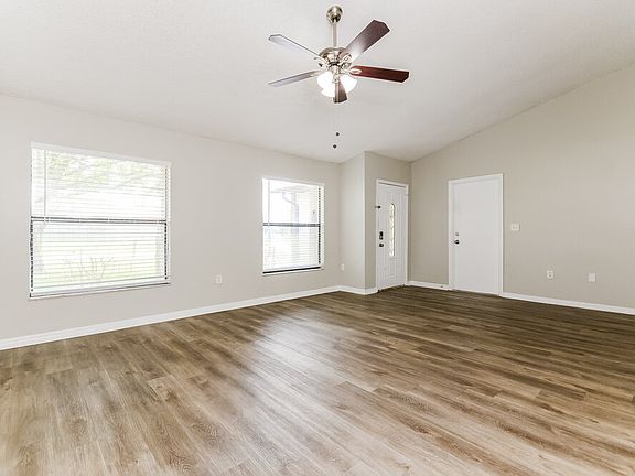 5th image of 610 N Delmonte Ct