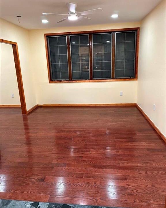 1st image of 9015 Bayview Pl Floor 2