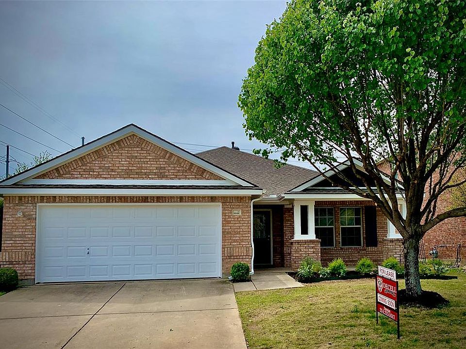1st image of 3936 Eaglerun Dr