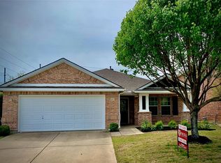 3936 Eaglerun Dr, Roanoke, TX 76262