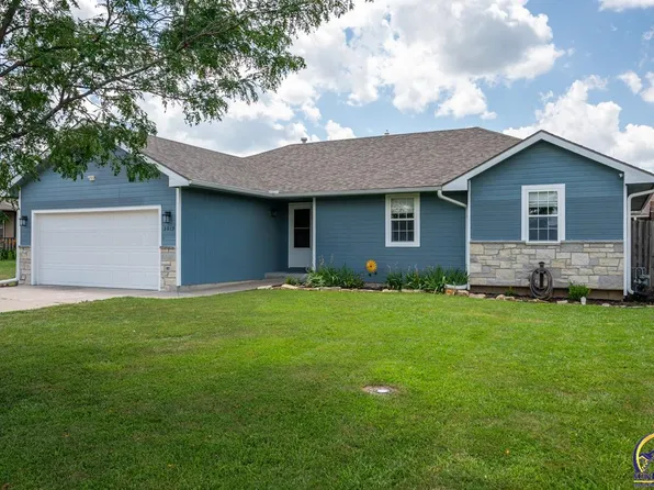 3919 NW Fielding Ter, Topeka, KS 66618