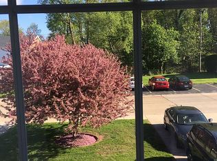 118 Chatham Way #I, Mayfield Heights, OH 44124