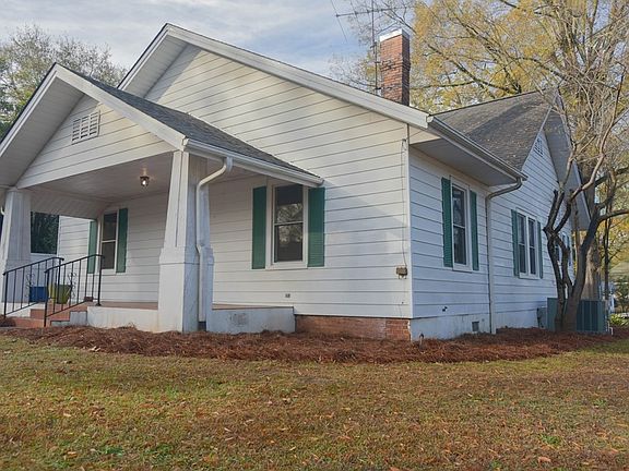 2nd image of 109 Parker St