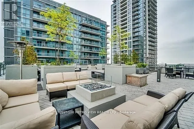 17 Zorra St #Penthouse 2405 — Photo 10