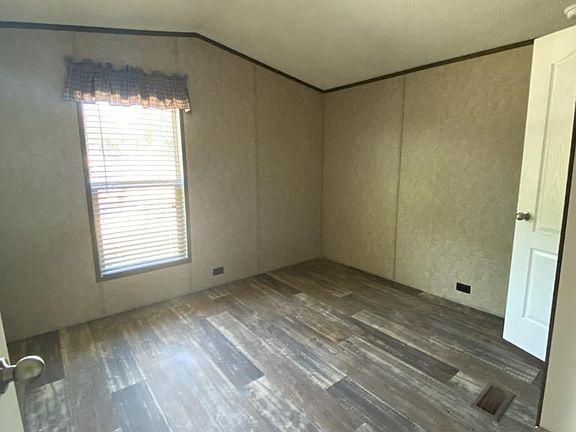 5th image of 15406 Fm 3083 Rd