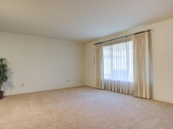 2nd image of 3508 N Elm Ave