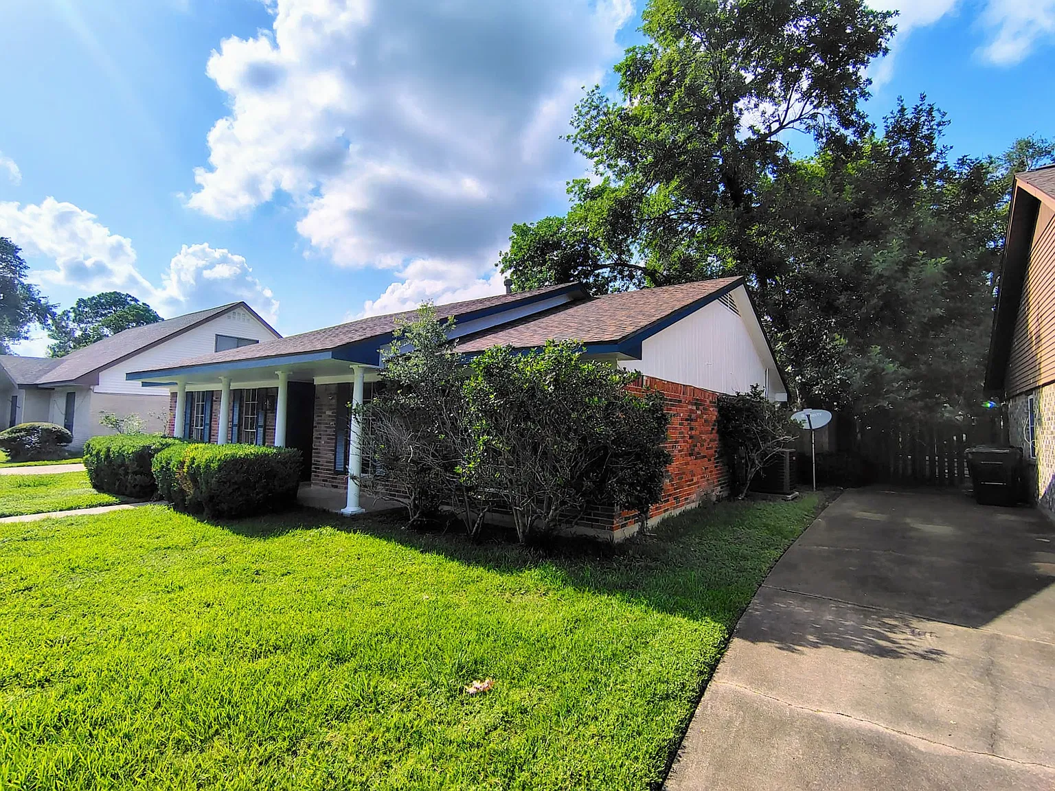 4 bed, 1726 sqft, $2,200 — Photo 3