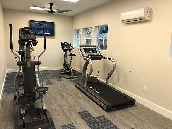 5th image of 4617 Gerrilyn Way APT 205