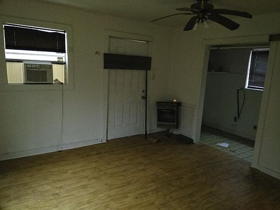 Back bedroom