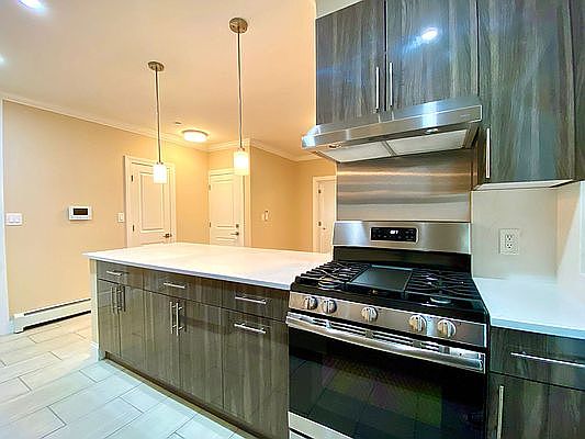 4th image of 21-67 36th St #1B