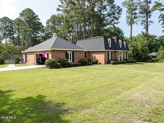 5th image of 1119 Windemere Drive NW
