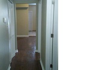 7607 S Essex Ave, Chicago, IL