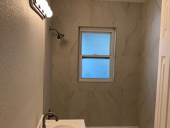 5th image of 2356 7th St S