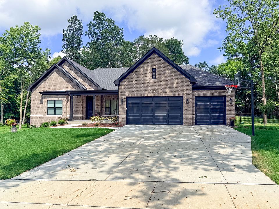 DJK Custom Homes Sonoma Plan Brick Elevation