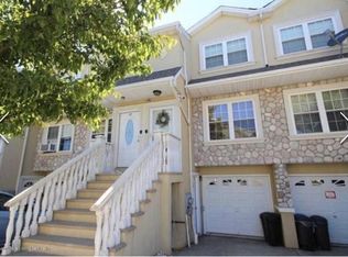 109 Dartmouth Loop #1, Staten Island, NY 10306