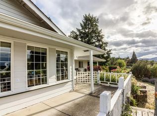 677 S Stage Rd, Medford, OR 97501