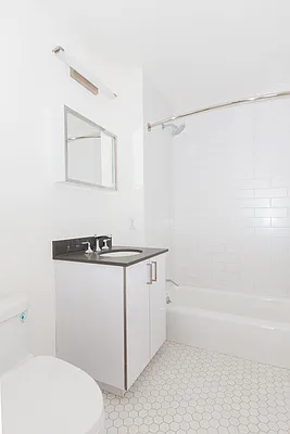 Rented by Compass | media 31