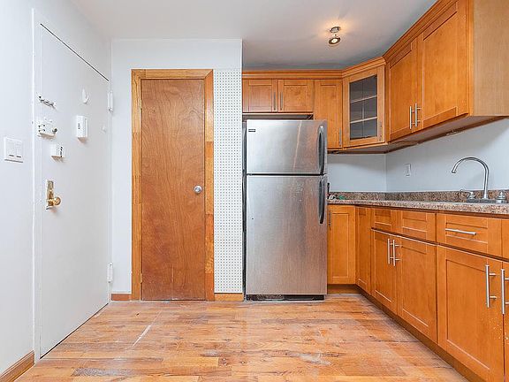 4th image of 100 Broadway #1E