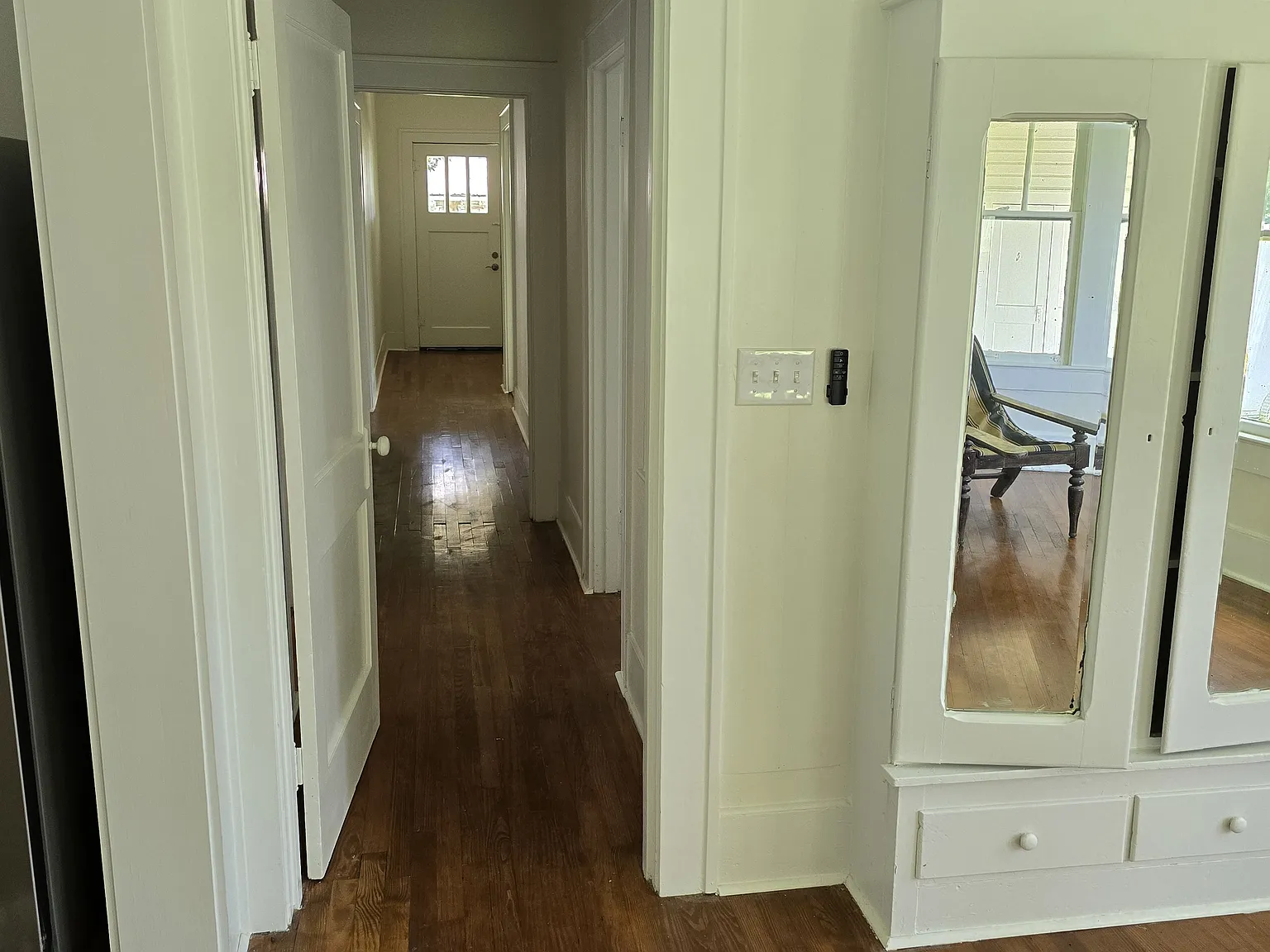 3 bed, 1825 sqft, $2,500 — Photo 4