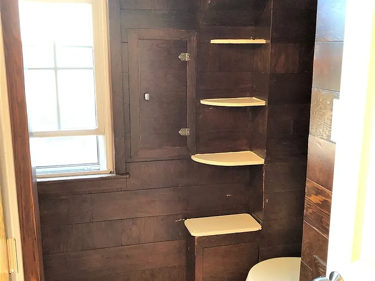 420 Britton St — Photo 24