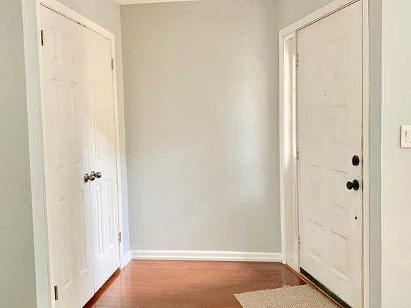2nd image of 46 Essex Pl