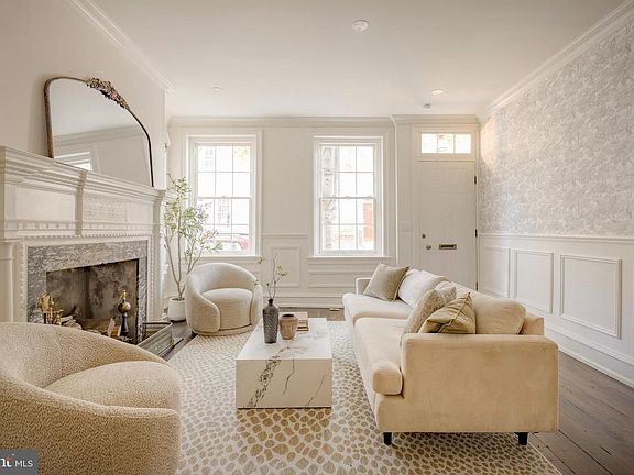 2nd image of 514 Delancey St