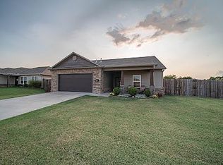 1299 S Apollo Dr, Fayetteville, AR 72701