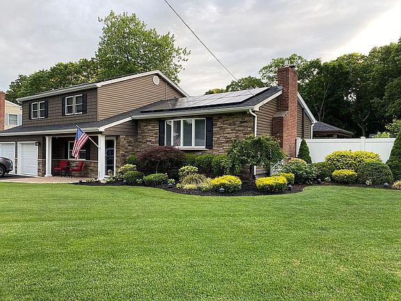 5th image of 4 Danbury Ave