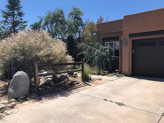 Low water usage front yard