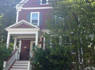 8 Oriole St, West Roxbury, MA 02132
