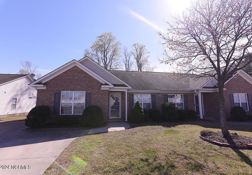1st image of 2500 Saddleback Dr #A