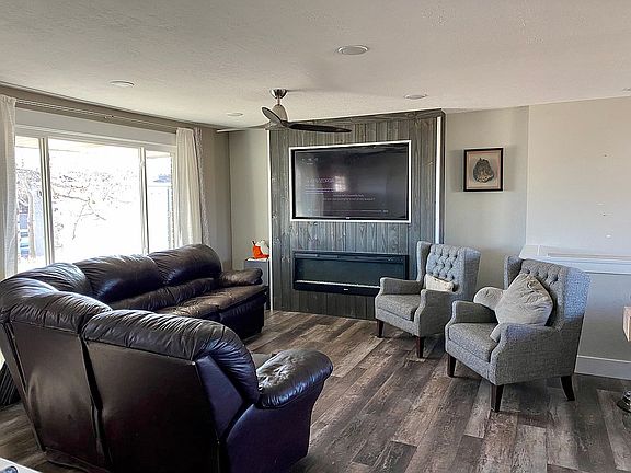 Upstairs family room