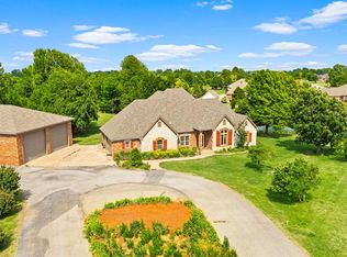 1212 N Clear Springs Rd, Mustang, OK 73064
