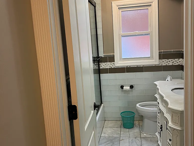 120 Thomas St #1 — Photo 7