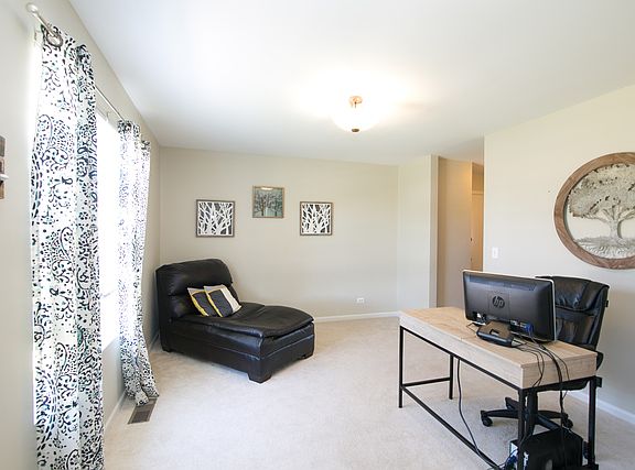 5th image of 396 Horizon Ln