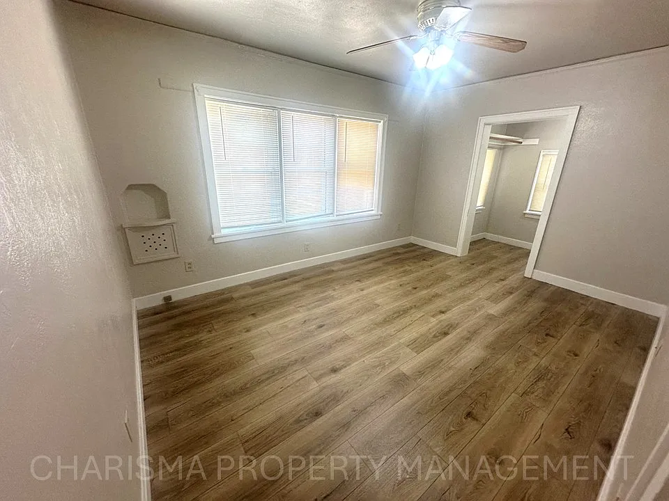 GEPC Properties Plex — Photo 3