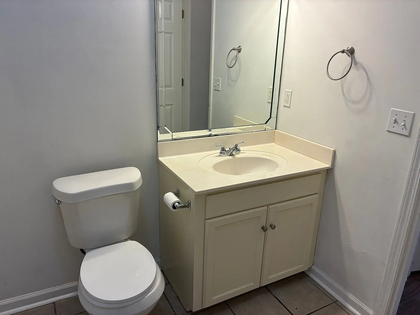 125 Cypress Glen — Photo 4