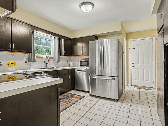 5th image of 8145 N 27th St