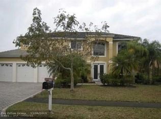 4821 Kensington Cir, Pompano Beach, FL 33076